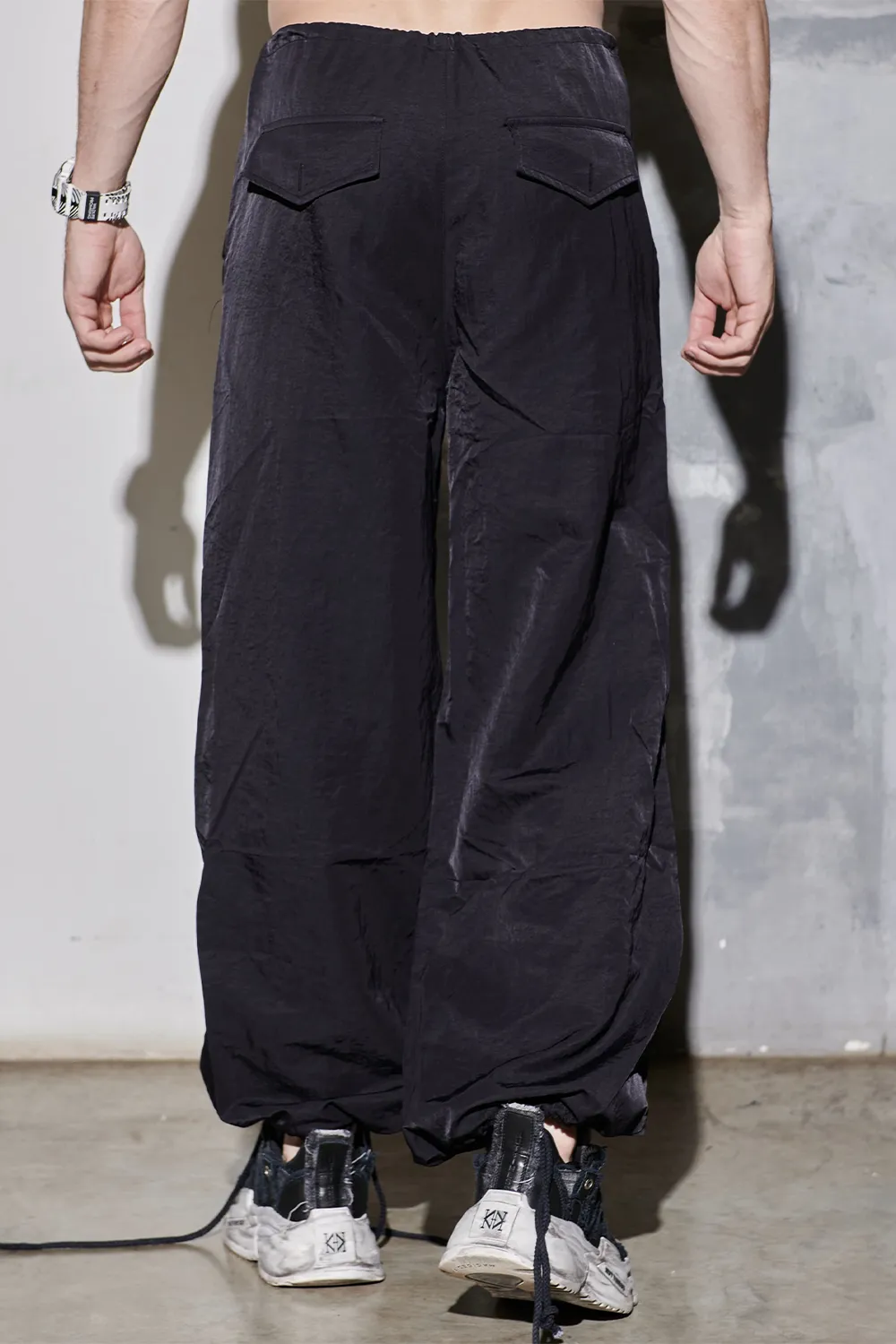 Брюки черные SUBHUMAN (one size)
